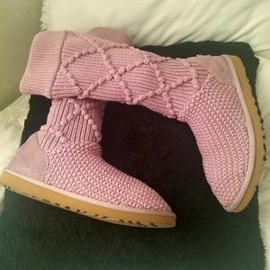 UGG BOOTS AUTHENTIC
